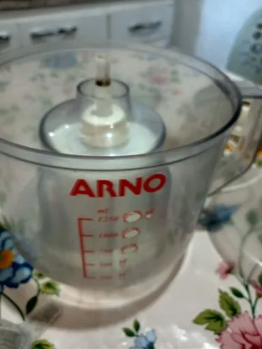 Espremedor de laranja antigo Arno elétrica funcionando 