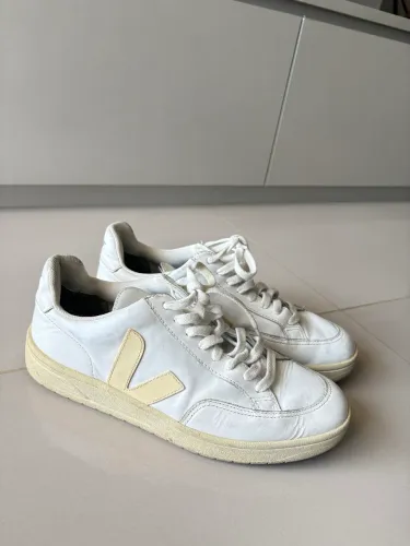 Tenis Vert tamanho 37