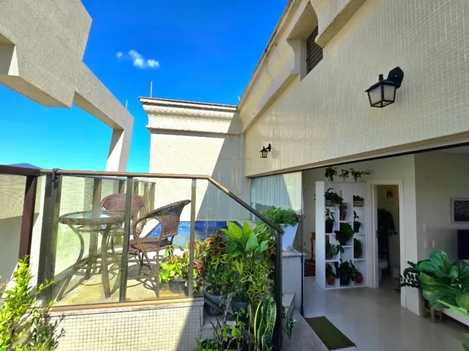 Cobertura Quefren residence com 03 suítes e 4 vagas em Balneário Camboriú