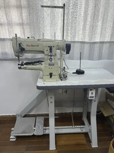 Máquina de Costura Industrial Transporte Triplo Braço Sun Special 335VB