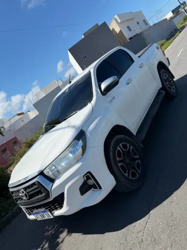 Toyota Hilux CD SR 4X4 2.8 TDI Diesel Aut. 2020
