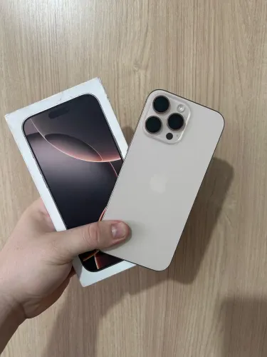 Vendo iPhone 16 pro max 256 NOVO