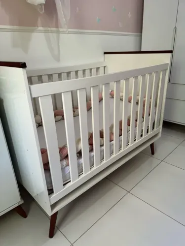 Berço americano 2 em 1.