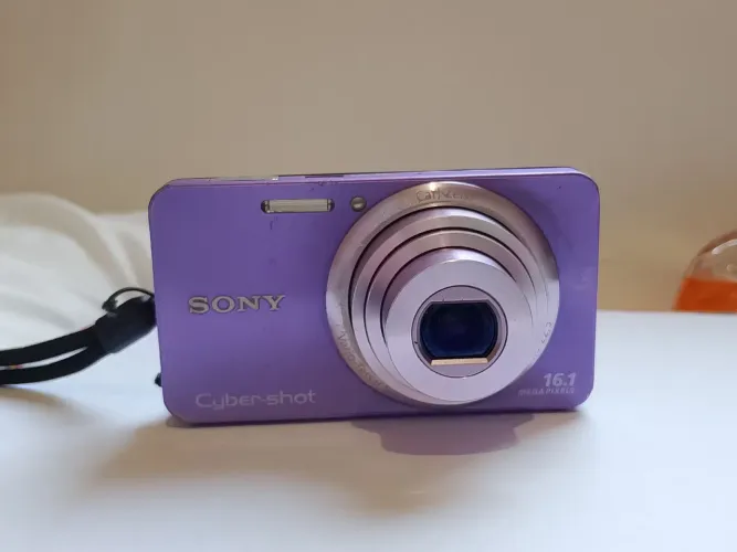 Câmera Sony Cyber-shot DSC-W570 16.1MP Roxa + ACESSORIOS