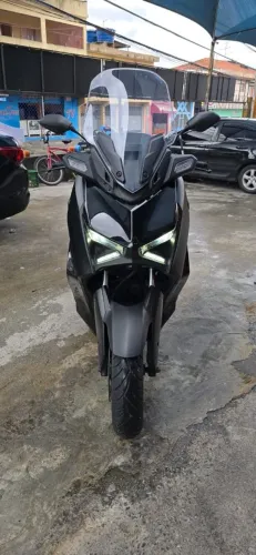 XMAX automatica