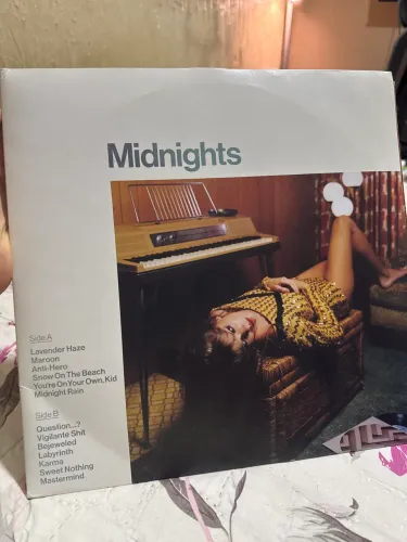 Vinil Midnights Autografado - Jade green edition