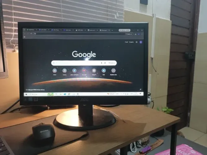 Monitor AOC 18'' POLEGADAS - Funcionando normalmente