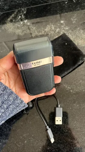 Barbeador Elétrico Kemei KM-2024 Recarregável