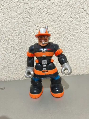 boneco fisher price Billy Blazes da linha Rescue Heroes da Mattel