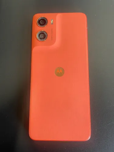 Motorola Moto G04s