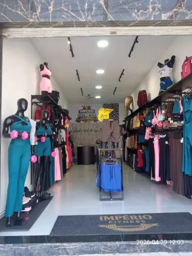 Loja montada aproximadamente 50 metros quadrados 