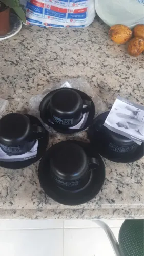 Xícara tupperware