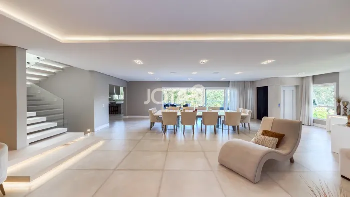 CASA EM CONDOMÍNIO COM 4 SUÍTES, PISCINA E JARDIM Casa em condomínio com 4 suites , piscin