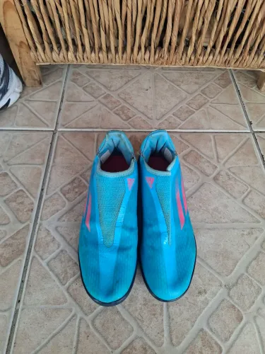 Chuteiras a partir de 40 reais 