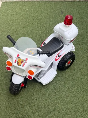 Mini Moto Elétrica Infantil Com Baú 