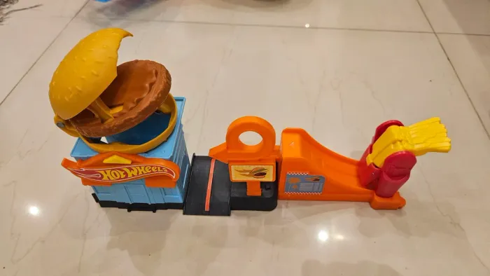 Pista Hot Wheels City Burger Dash