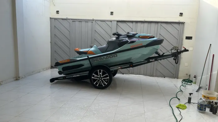 Jet seadoo wake pro 230 