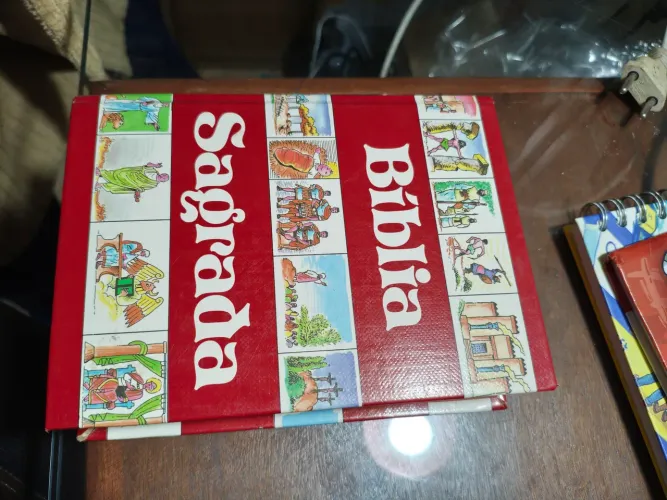 Bíblia Sagrada Ave Maria versão 1959 impressa em 1995capa dura