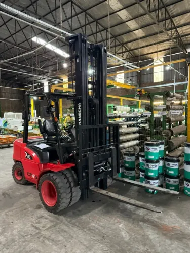 Empilhadeira Hangcha Disel XR 3,5 Ton Triplex 6 m 2023