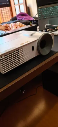 Projetor LG DLP Modelo BE320-SD