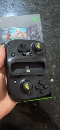 Controle para celular - Razer kishi