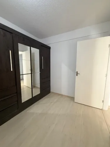 Vendo apartamento mobiliado