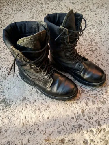 ?Coturno Preto Estilo Militar/Tático Tamanho 38