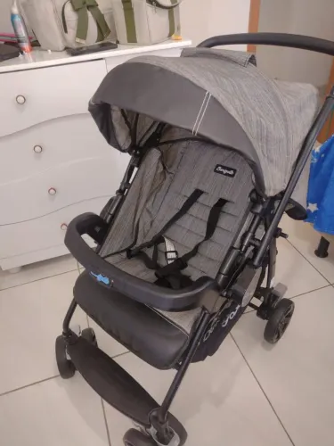 Carrinho de bebê Burigotto Rio K