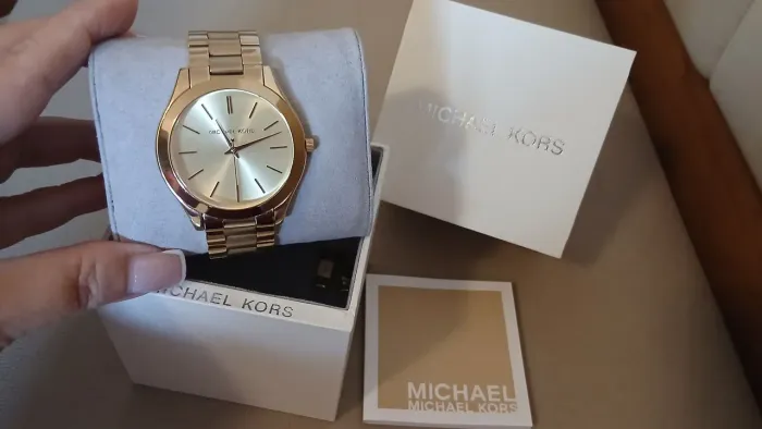 Relógio Michael Kors 2 meses de uso, com caixa e garantia