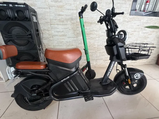 Mini Scooter Elétrica 1000W com Cesta - Nota Fiscal