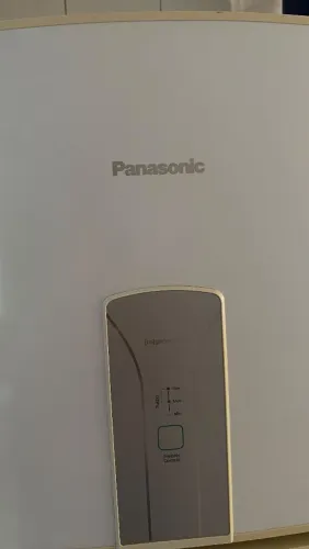 Vendo,geladeira semi nova