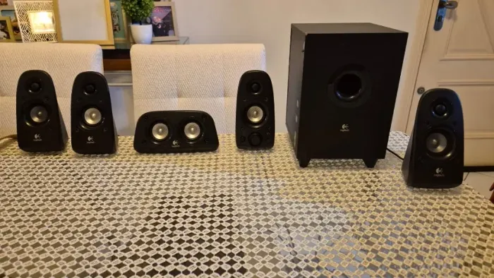 Home Theater Logitech 5.1