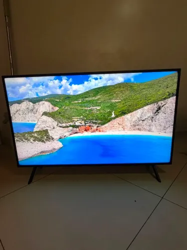 Smart TV Samsung 43" 4K UN43RU7100G - Perfeito Funcionamento