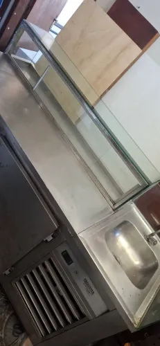 Bancada Refrigerada com Expositor
