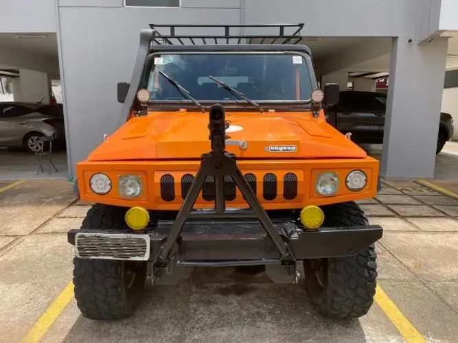 Jipe Engesa 4X4 3.0 Diesel 1987