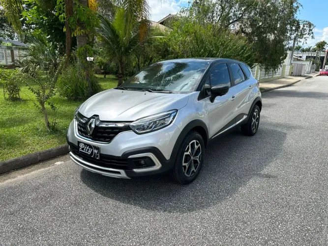 Renault Captur Iconic 1.3 TB 16V Flex 5P AUT 2022