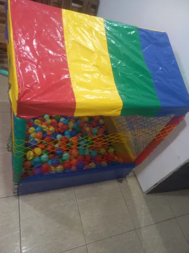 Piscina de bolinha 