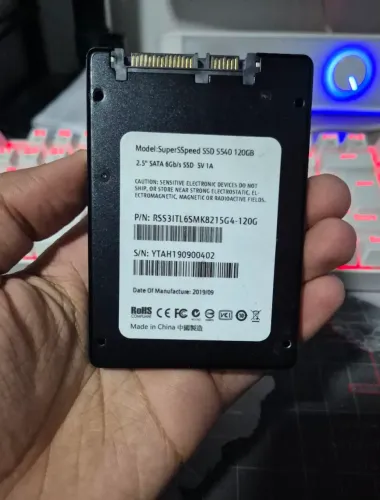 SSD 120 GB - Em ÓTIMO Estado
