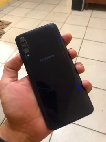 Samsung A30s - 128gb / Seminovo