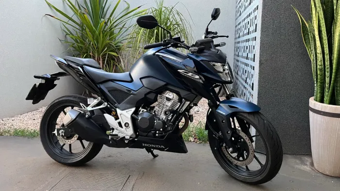 CB 300F Twister Azul 25/25 1.200 Km Rodados