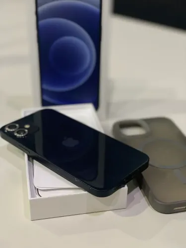 IPHONE 12 NORMAL