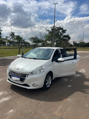 Peugeot 208 Active Pack 1.6 Flex 16V 5P Aut. 2015