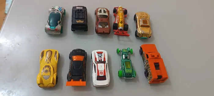 Carrinhos de hotwheels