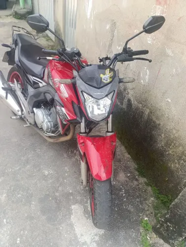19.500 Twister no meu nome só transferir única coisa pra fazer e trocar pneu dianteira 