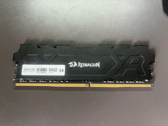 Memória RAM 16GB DDR4