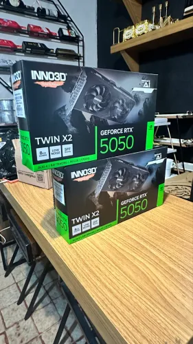 RTX 5050 8GB inno3d (LACRADA) Placa de vídeo 