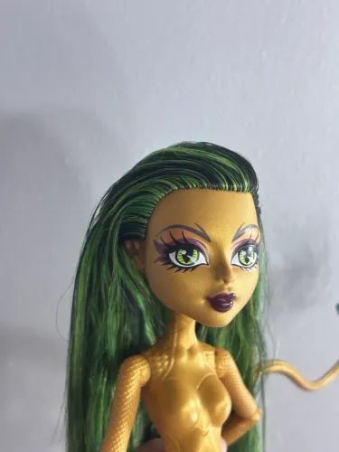 Boneca monster high Jinafire Long G1