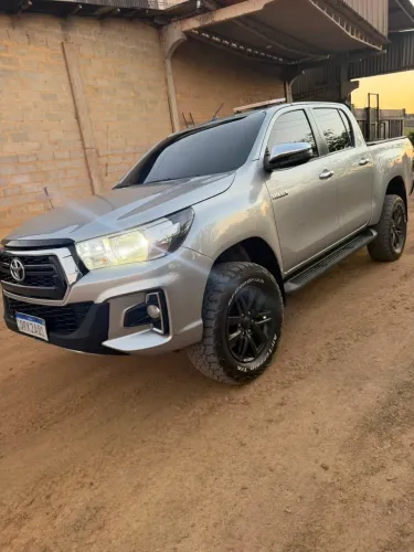 Toyota Hilux CD SRV 4X4 2.8 TDI Diesel Aut. 2020
