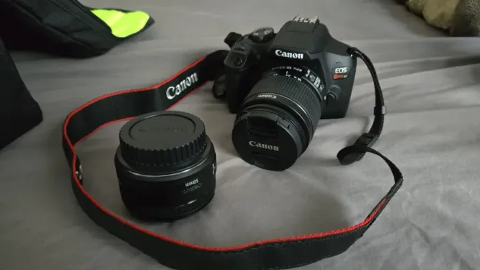 Kit completo Canon EOS Rebel T7 + lentes 18-55 mm e 50 mm f/1.8 STM