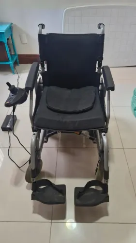 Cadeira de rodas elétrica motorizada D1000 Dellamed